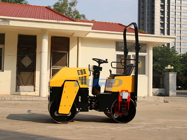 關(guān)于小型壓路機(jī)變速箱的保養(yǎng)知識(shí)你知道多少？